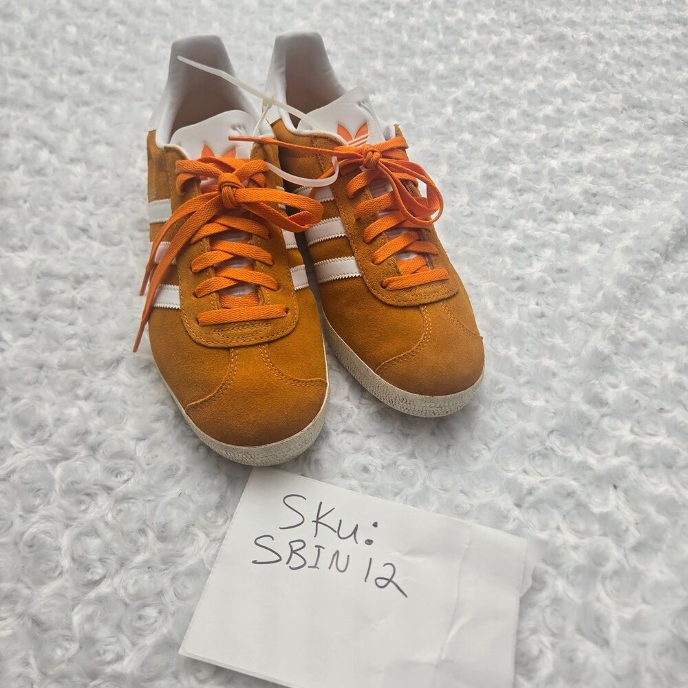 adidas Gazelle Mens Size 10.5 Orange Sneakers suede Style code IG2091 upper - Picture 9 of 9